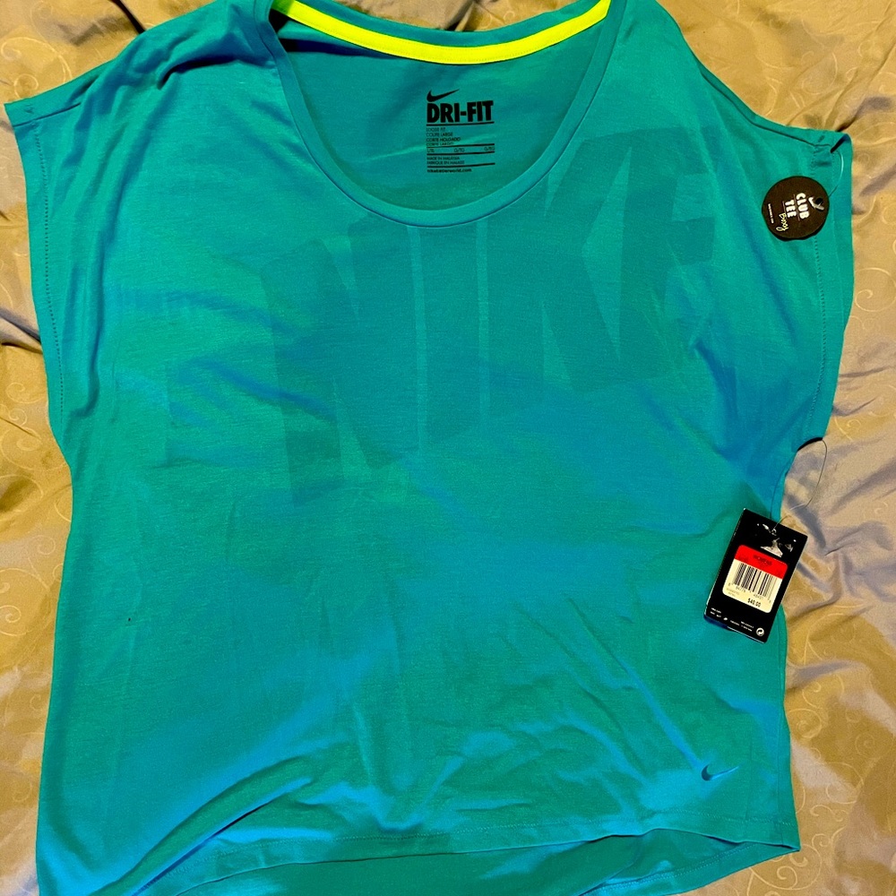 Nike dry fit top
